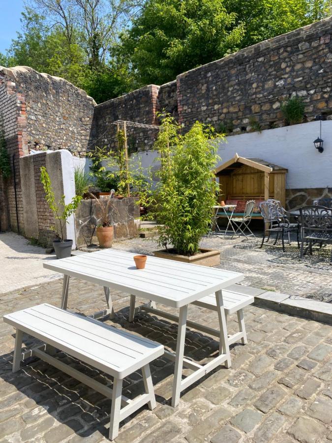 The Tiger Inn Merthyr Tydfil Exteriör bild